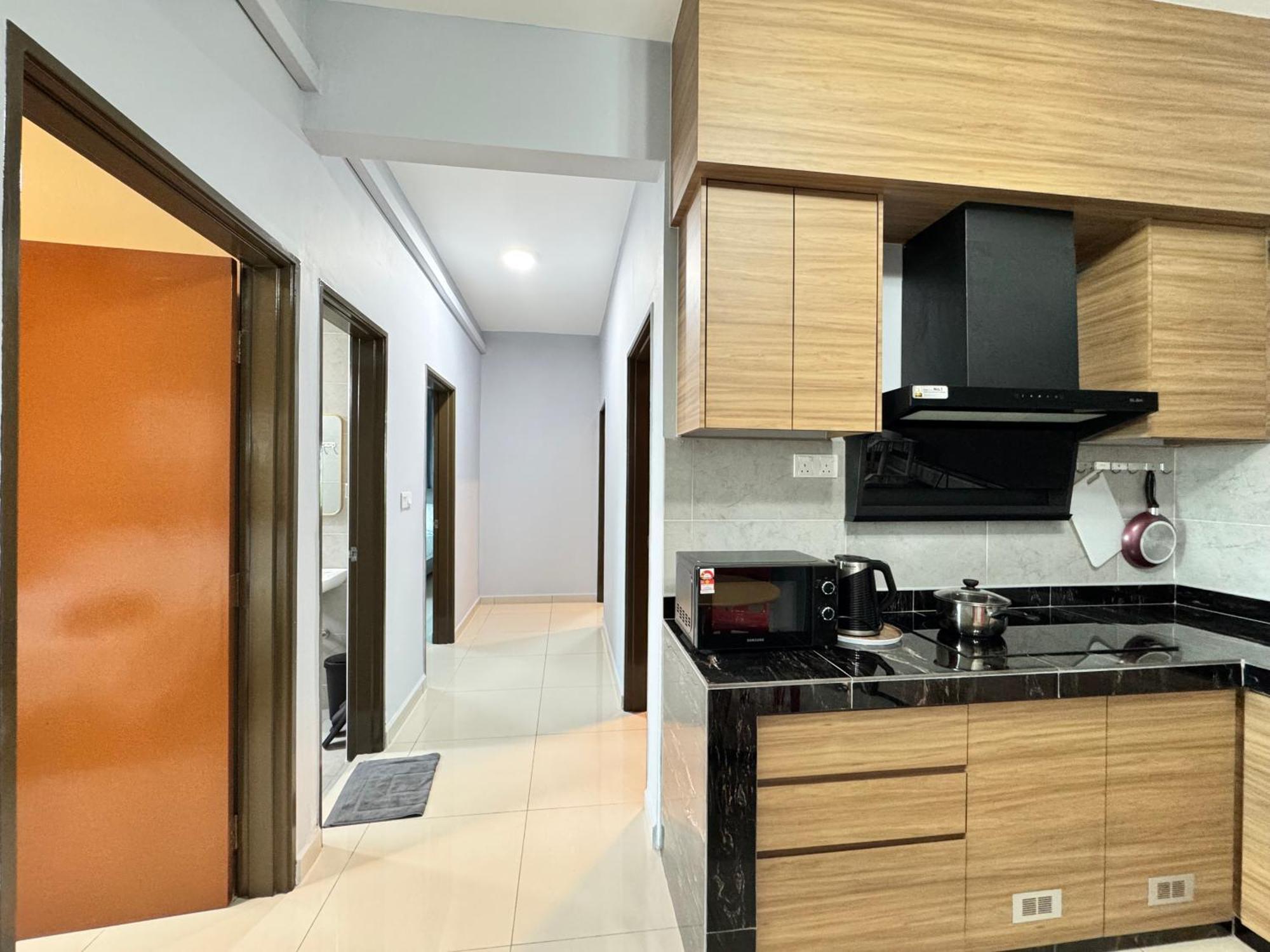The Town 4r2b With 2 Carpark By Iwh Pangsapuri *